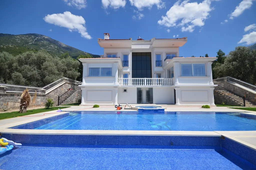 Villa in Ovacik